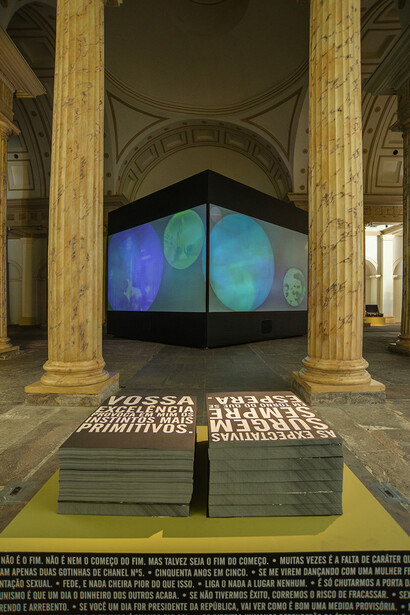 Dias & Riedweg, Blocão (2014). Photo © Mario Grisolli