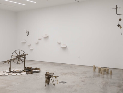 Marina González Guerreiro, The wait, the flow, the measure, exhibition view. Courtesy of Rosa Santos Gallery