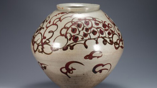 White porcelain gallery. Courtesy of National Museum of Korea
