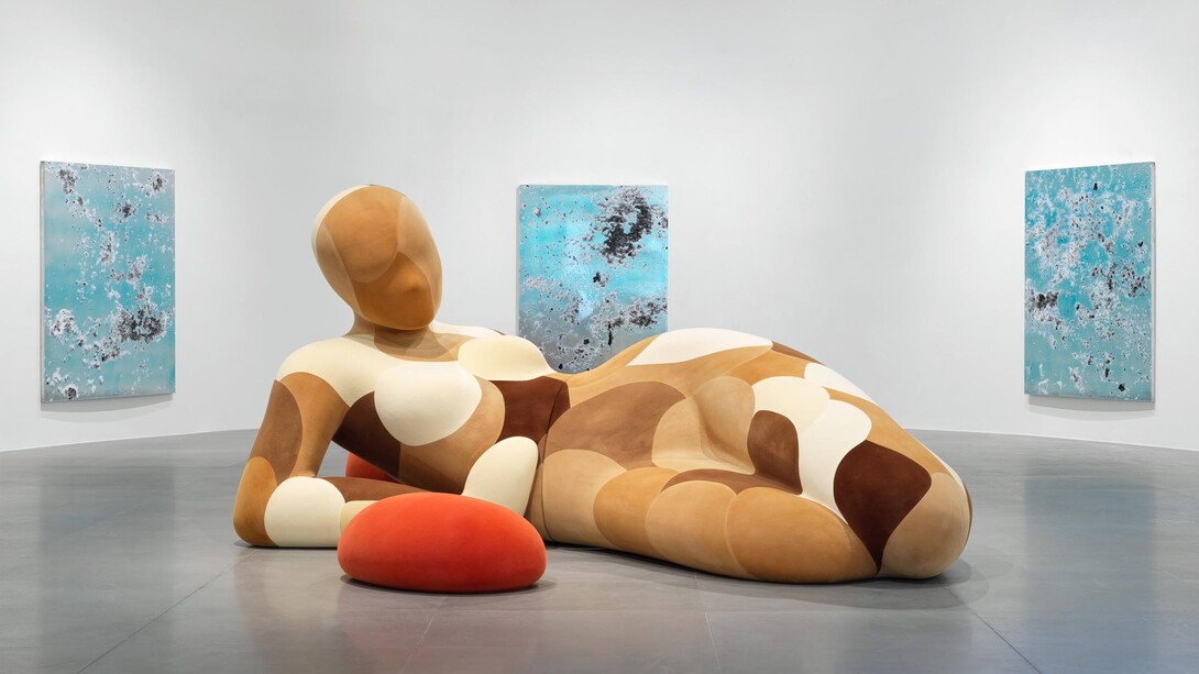 Urs Fischer, After nature, exhibition view. Courtesy of Gagosian Gallery