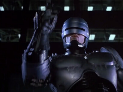 El delirio de que la fusión del hombre con la máquina es solo pensable por quién ignora las diferentes fronteras con las que tropieza el hombre en cada paso de su evolución