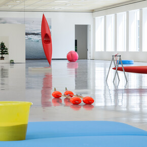 Roman Signer, Paysage, vue d’exposition. Avec l’aimable autorisation du Kunsthaus Zürich