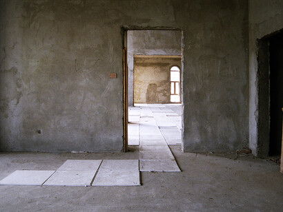 Tile, ph Andi Schmied