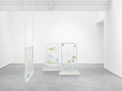 Karla Black, exhibition view, Modern Art, Helmet Row, London, 17 November - 16 December 2017, courtesy the artist & Stuart Shave/Modern Art, London
