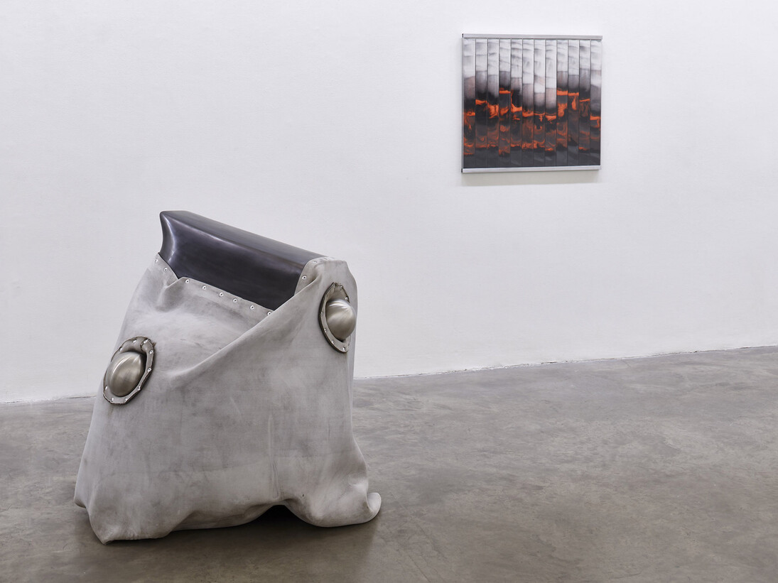 Siobhán Hapaska, Exhibition view. Courtesy of Kerlin Gallery