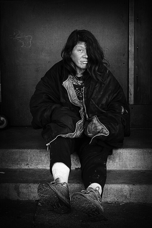 Al abandonar el terreno de la ideología y la crítica estructural, la izquierda ha perdido capacidad de convocatoria y ha dejado espacio libre para que la derecha lo ocupe con su relato