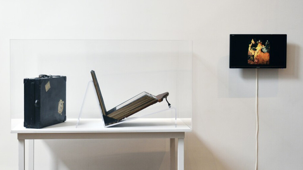 Secret Compartments. Courtesy of Tibor de Nagy