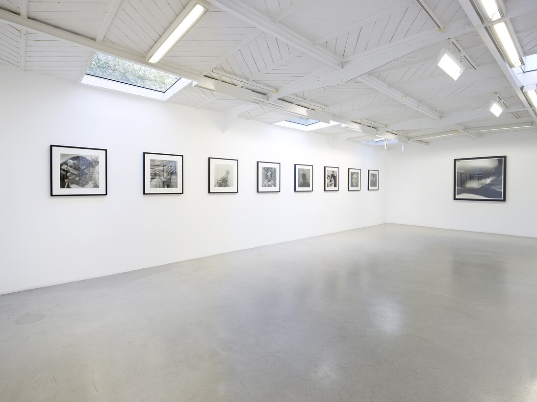 Vue de l'exposition "Un Mondo Traicionado", kamel mennour, Paris, 2014, © ADAGP Alberto Garcia-Alix, Photo: Fabrice Seixas, Courtesy the artist and Kamel Mennour, Paris