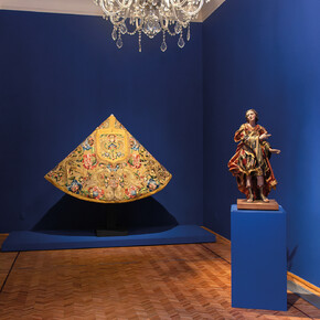 A través del ojo de la aguja, vista de exhibición. Cortesía del Museo Amparo
