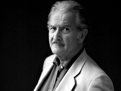 El novelista mexicano Carlos Fuentes, Premio Cervantes 1987 y Doctor 'honoris causa' por la Universidad de Harvard