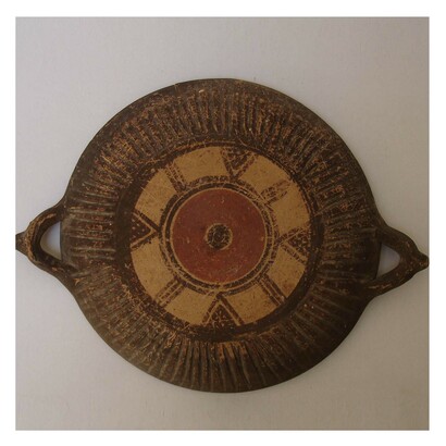Από την Αρχαιότητα, Plate decorated with geometrical motifs with black and red paint, Cypro-Geometrical II period, 10th century B.C.
Lapithos-Prostemenos, Collection: Cyprus Department of Antiquities, P.74/15
