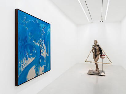 Bharti Kher, The sun splitting stones, exhibition view. Courtesy of Perrotin