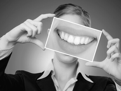 Studi in Giappone hanno messo in relazione l’attività masticatoria a ricadute positive sul cervello e sulle funzioni cognitive