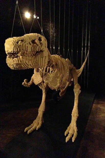 Nathan Sawaya. “Dinosaur”