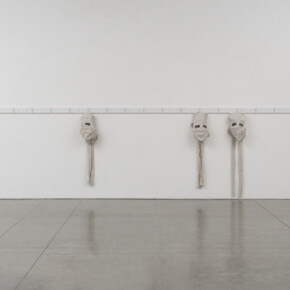 James Crosby, the Garrett Morgan safety hood allowing the wearer to breathe in a hostile environment, 2015, fabricated coat/hat rack, heavy canvas, polycarbonate welding lenses, 58 × 288 × 6in. (147.3 × 731.5 × 15.2cm). Courtesy of the artist and team (gallery, inc.), New York.