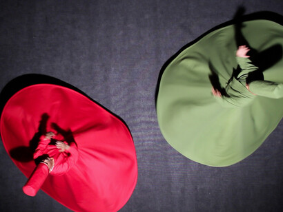 Merge and Emerge (2011) 3 video
6’25” each one, loop. Courtesy: the artist and GALLERIA CONTINUA, San Gimignano / Beijing / Les Moulins. Still from video