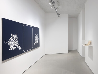 Manuel Alvess, High surveillance, exhibition view. Courtesy of Galerie Jocelyn Wolff 