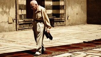 Escaleras para la vejez, 2010. Madrasa, mesquita del Sultán Hassan, El Cairo, Egipto