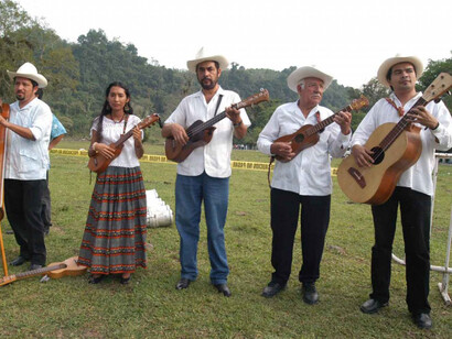 Son jarocho. El grupo Mono Blanco (México D.F.)