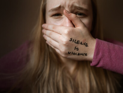 Violenza. I progressi normativi sono andati a passo di lumaca mentre le violenze, gli stupri e i femminicidi, si susseguono incessanti