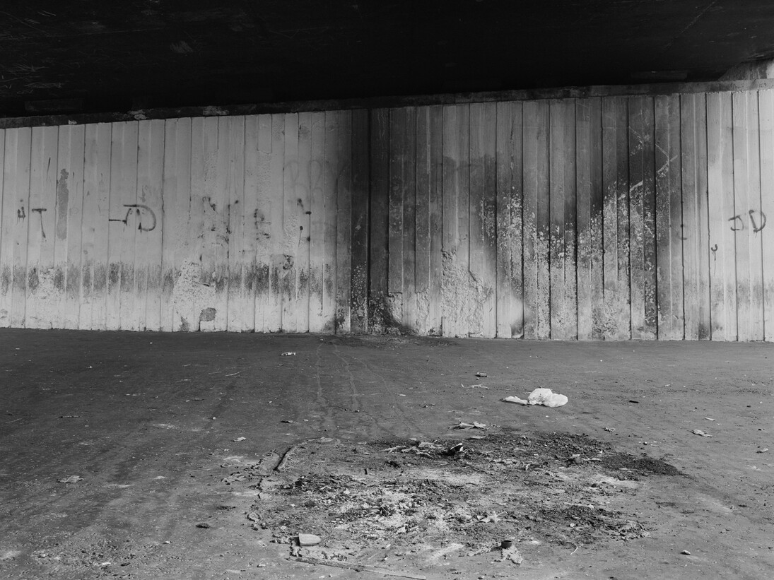 Willie Doherty, Future Fear IV  2014, framed black and white photograph mounted on aluminum, 48 x 60 in/122 x 152.5 cm. Courtesy, Alexander and Bonin, New York
