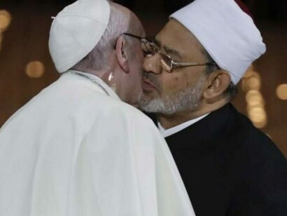 Pope Francis and Grand Imam of Al Azhar 