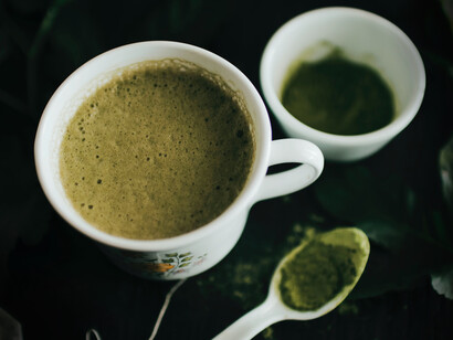 Té matcha: no solo su color es un distintivo, sino que su característico sabor consigue combinaciones únicas