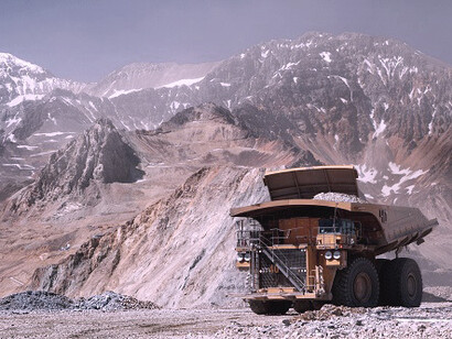 El largo ciclo de elusión y evasión tributaria por parte de las mineras extranjeras y, en general, de todas las empresas foráneas que operan en Chile, comienza desde el momento en que se realiza la inversión inicial