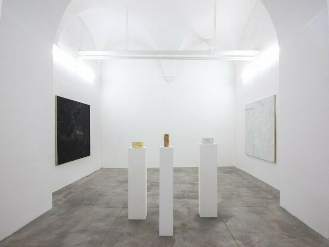 Elisa Montessori, Ogni cosa è un'altra, 2016, installation view at Monitor, Rome. Courtesy of Monitor