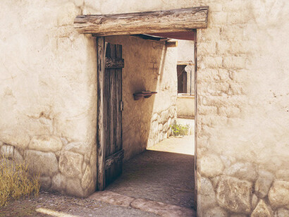 Ricostruzione 3D di una casa di epoca punica situata nell’abitato di Sulky (odierna S. Antioco, Sardegna). L’abitazione e tutti i suoi ambienti ricostruiti sono esplorabili interattivamente mediante una postazione di realtà virtuale immersiva. L’installazione si trova presso le sale del Museo Archeologico Ferruccio Barreca a Sant’Antioco