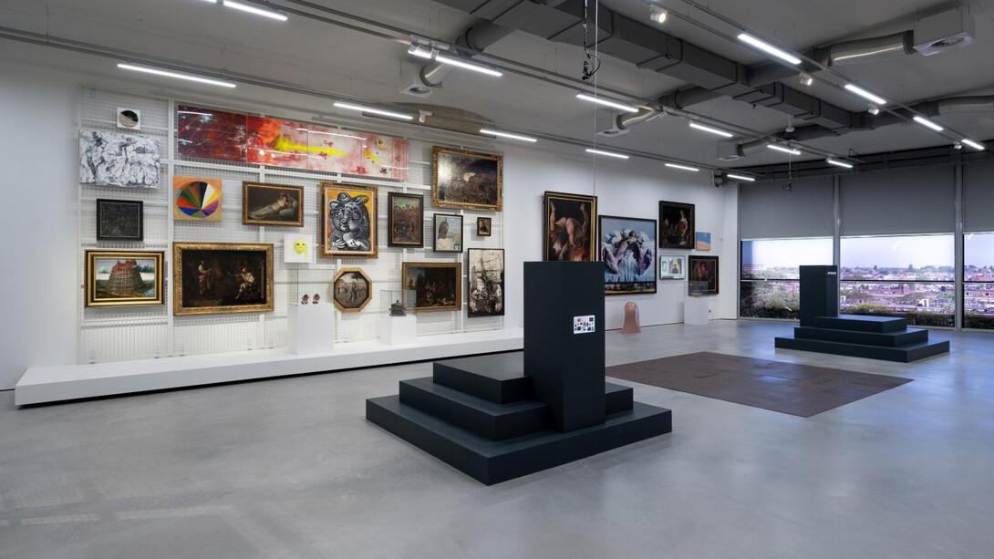Various artists, Omkijken, exhibition view. Courtesy of Museum Boijmans Van Beuningen