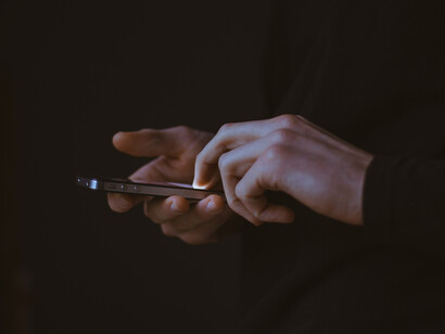 I social network sono sollevati dalla responsabilità dei contenuti che vengono pubblicati sulle loro piattaforme
