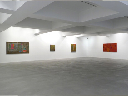 José Bechara, Deambulações no labirinto (Wanderings in the labyrinth), exhibition view. Courtesy of Carlos Carvalho Gallery
