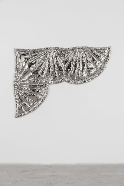Joel Morrison, Minimal Glock, 2015, Stainless steel, 106,7 x 152,4 x 7,6 cm - 42 x 60 x 3 inches, Edition of 2 + 1 AP, Courtesy of the Artist and Almine Rech Gallery, Photo: Joshua White © Joel Morrison