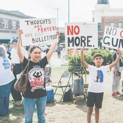 Demonstrations: changes in guns laws must have massive public support