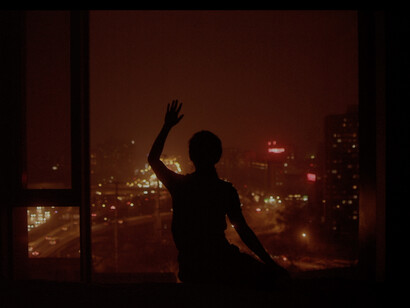 Cécile B. Evans, Production Still: Amos‘ World, Episode One, 2017. Courtesy the artist and Galerie Emanuel Layr, Vienna