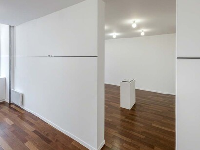 Mel Bochner, Exhibition view. Courtesy of mfc - michèle didier