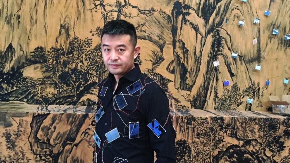 Liu Bolin, courtesy of the artist and Galerie Paris-Beijing