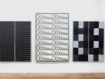 Various artists, Hard line women, exhibition view. Courtesy of Nonaka-Hill