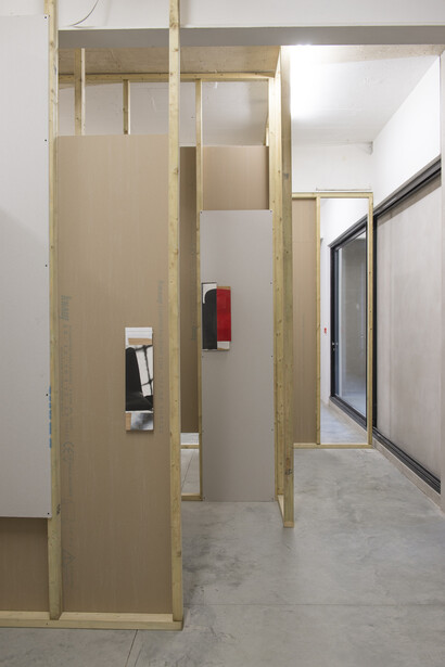 Ian McKeever, Against Architecture 21, 2013, 35 X 21cm, acrylic and oil on canvas on wood /silver gelatine photograph mounted on wood. Image courtesy of the artist and Matt's Gallery, London.