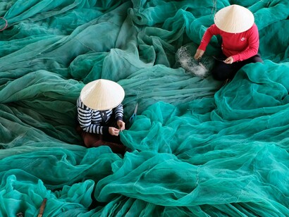 Apesar do potencial liberador da associação, as condições que, em um momento, estão sob o controle dos indivíduos, podem ser lançadas ao acaso e adquirir uma existência autônoma em relação a eles. Existe o direito de usufruir tranquilamente da casualidade sob certas condições, e este é o direito que tem sido denominado de liberdade pessoal