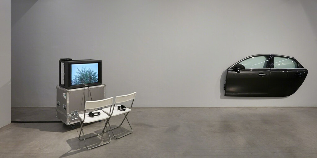 Sean Lynch. Courtesy of Ronchini Gallery