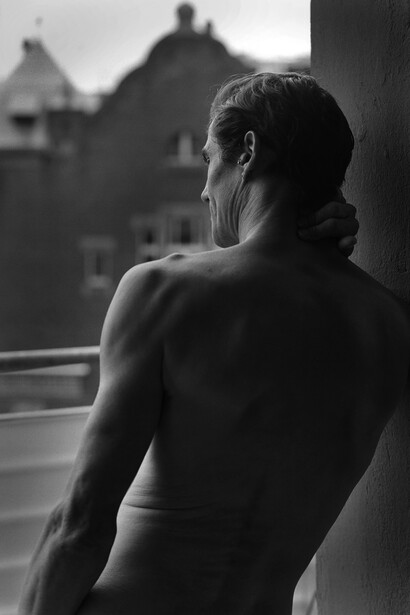 © Jason Langer; “Figure no. 192,” 2009/2023; archival pigment print (total edition of 9). Courtesy of Clamp, New York