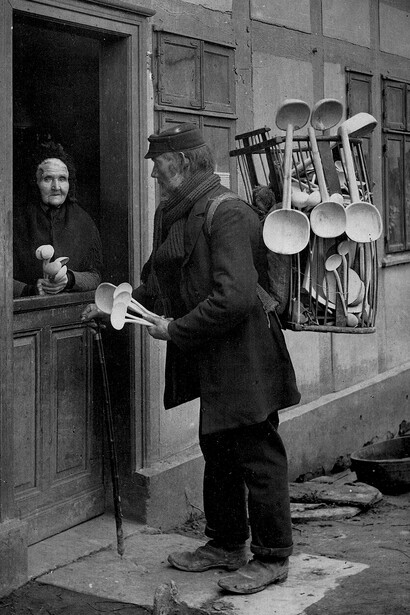 In 1905, a German peddler traveling through the Netherlands would have been a common sight, especially in rural areas where access to fixed shops was limited, and peddlers played a vital role in supplying everyday goods and connecting isolated communities to broader markets