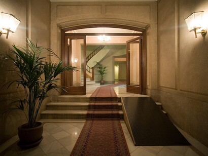 Portal de entrada a un edificio