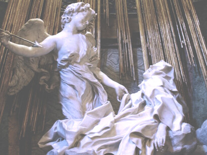 Nel Cristianesimo l'estasi rappresenta Dio che fa dono di sé alle sue creature perché le ama, si rivela alla mente compenetrandosi in essa. Estasi di Santa Teresa di Bernini, particolare