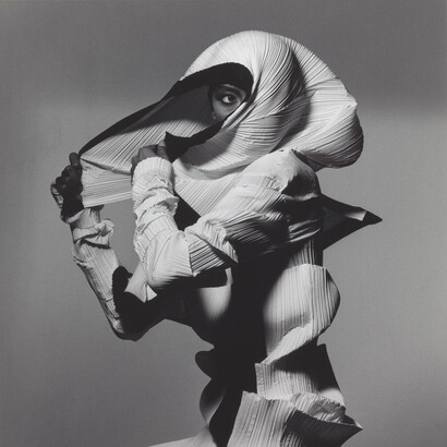 Irving Penn. Issey Miyake Fashion: White and Black, New York, 1990, printed 1992. Smithsonian American Art Museum, Gift of The Irving Penn Foundation. © The Irving Penn Foundation