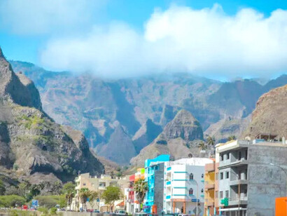 Vista da cidade de Santo Antão, Cabo Verde