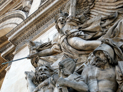 Paris: Arc de Triomphe de l'Étoile - La Marseillaise © Wally Gobetz