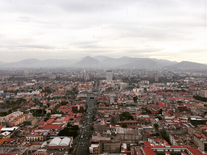 Overview of Mexico City from La torre, Latino Americana, 2015, photo Annalisse Pfeiffer